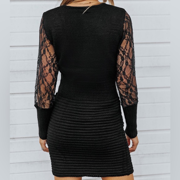 Lace sleeve sweater dress - Picture 2 of 2